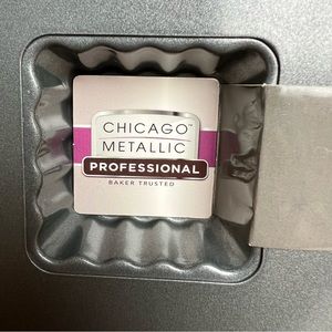 DRAFT CHICAGO METALLIC Fluted Square Cake Pan Baking Petit Four Teacake